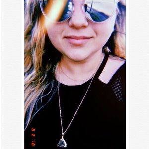 Meet your Posher, Erica